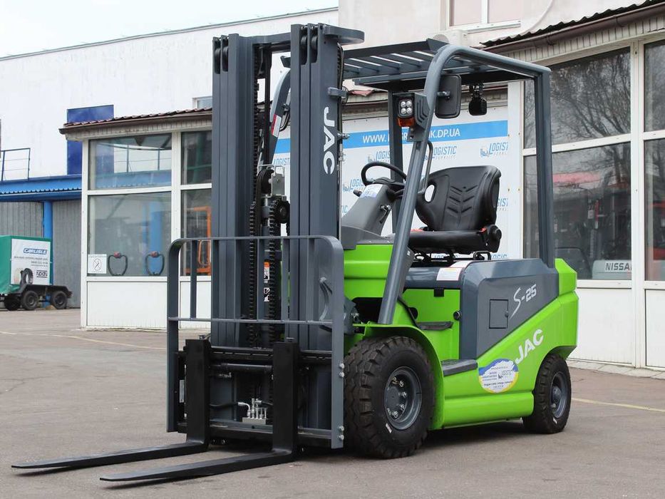 Оренда вилкового навантажувача, від 1-го дня, кари  1-5т нові та б/у