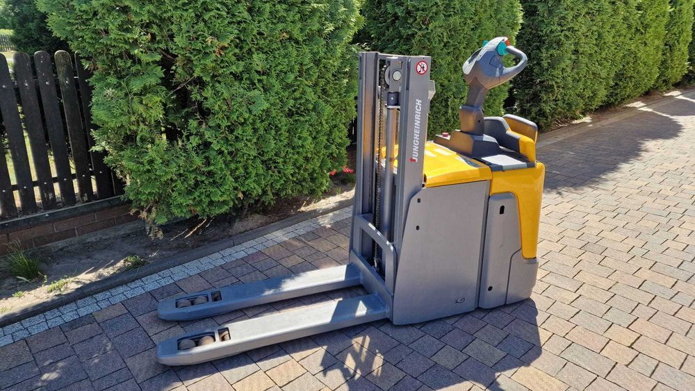 Jungheinrich ERD 220 Li-ion Elektryczny Wózek Widłowy Paleciak 820mth