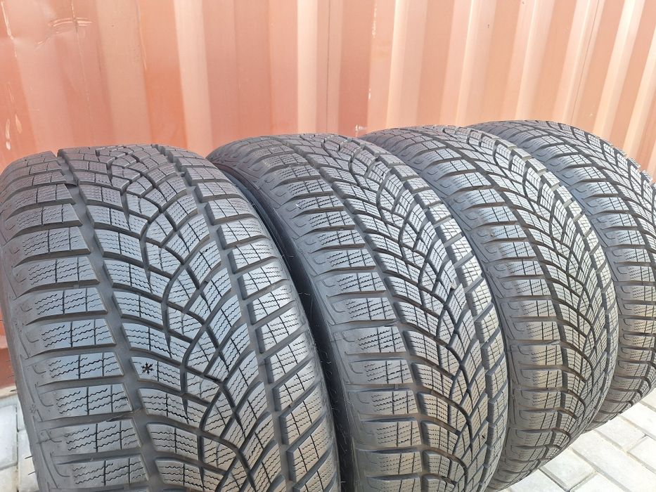 225/50/17 Goodyear Opony Zimowe 4szt 8mmQuatroSiedlce 2021R