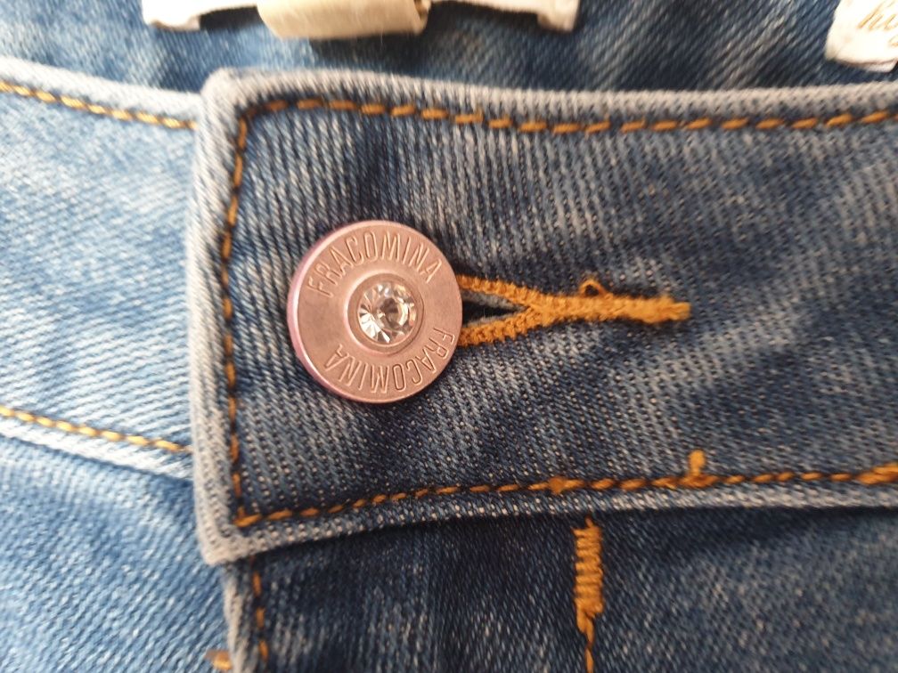 Nowe damskie jeansy Fracomina rozmiar 28