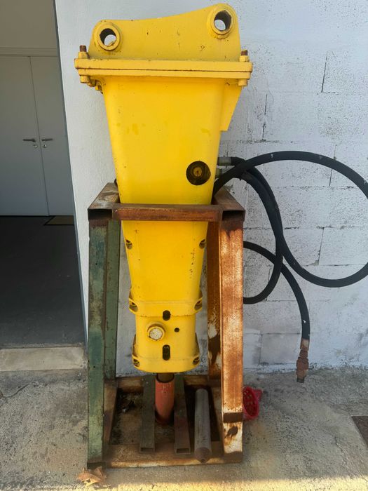 Vendo Guilho e 25 toneladas
