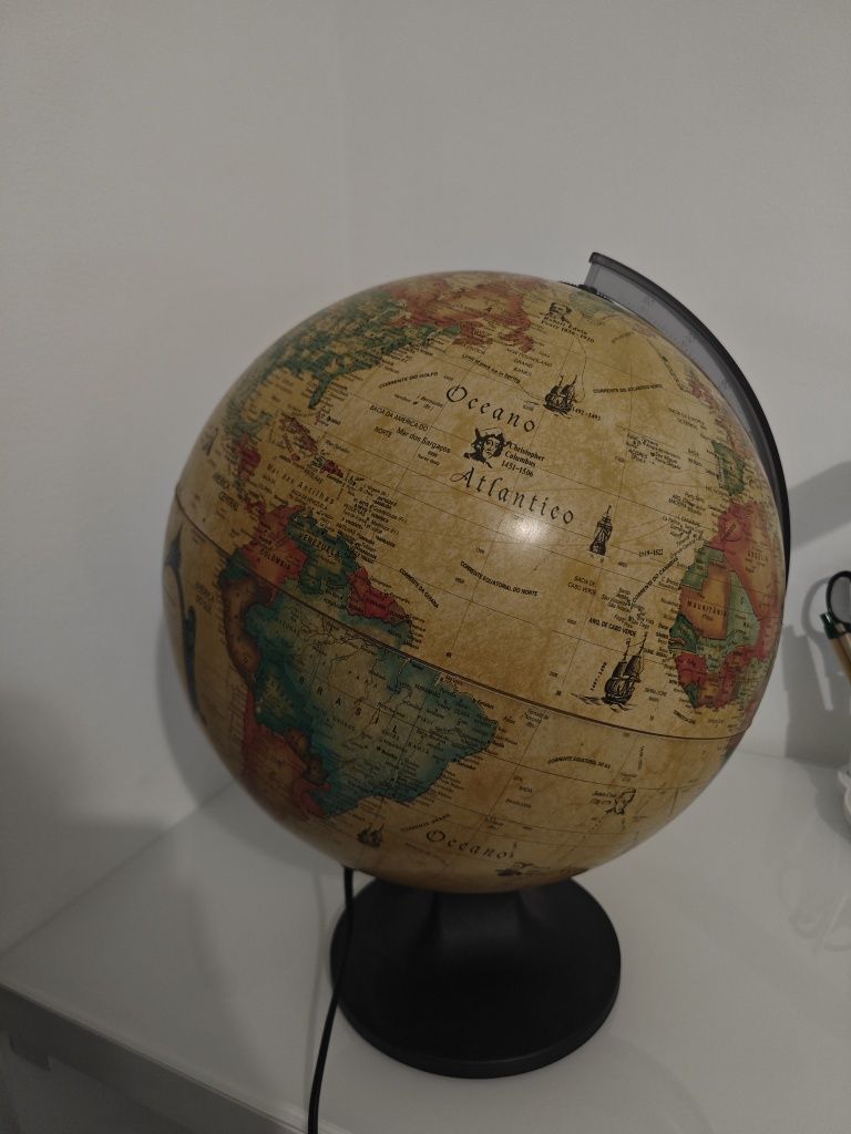 Globo terrestre com luz Scan Globe A/S Denmark