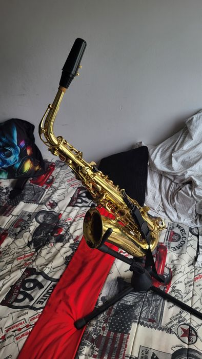 Saxofone Alto Startone com case e tripé