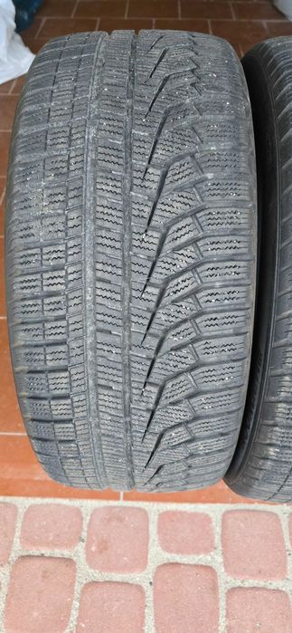 Opony zimowe Hankook 235/40/19