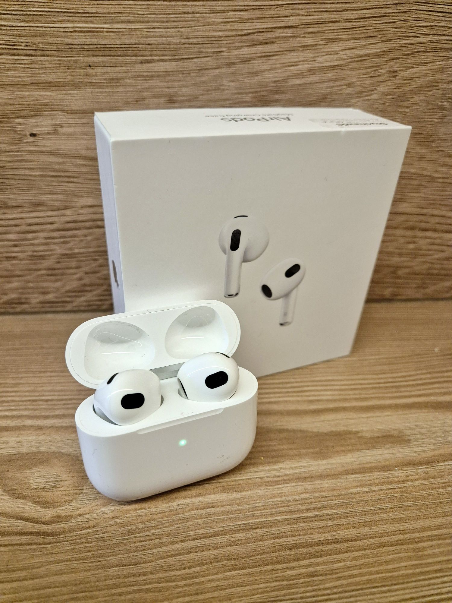 Apple AirPods 3 (jak nowe)