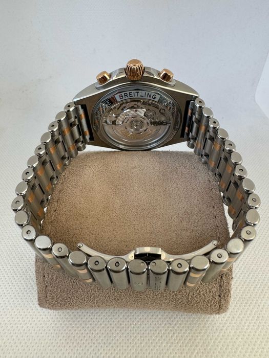 Breitling Chronomat B01 Chronograph 42 Stal-Złoto 18K / 2022