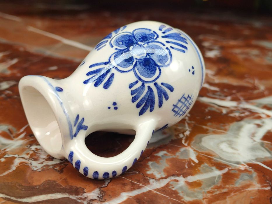 Uroczy ręcznie malowany niebieski wazonik - 7 cm - Delft Blauw