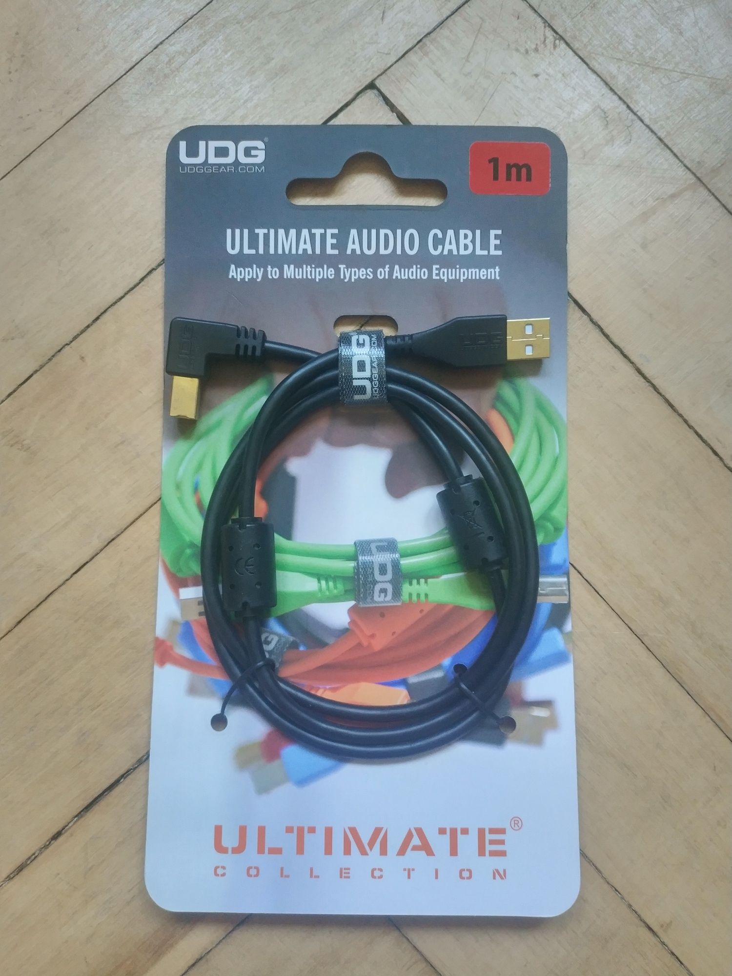 USB кабель A-B угловой 1 метр UDG Ultimate Audio Cable