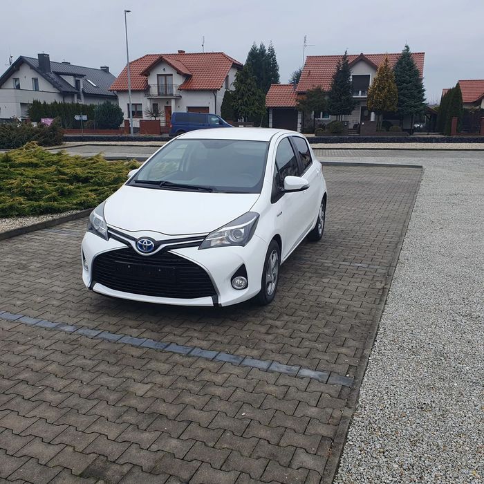Toyota Yaris 1,5 Hybrid Kamera Serwis Aso 76 tys.km