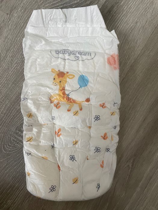 Pampersy Babydream i pantsy Dada r.7