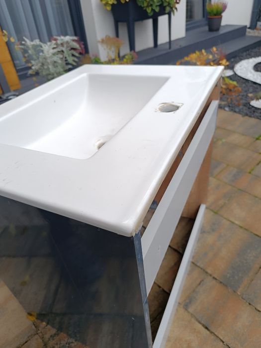 Szafka 60cm z umywalką