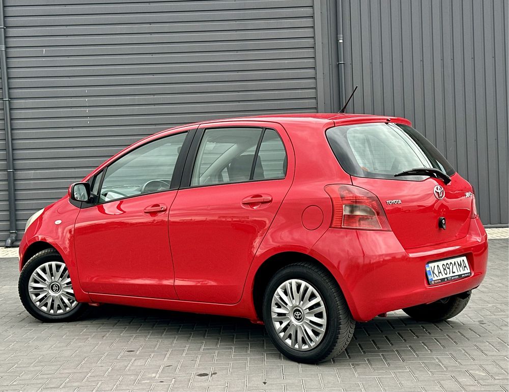 Toyota Yaris Пробіг 154 Тис.Стан Нового Авто! АВТОМАТ 1.3 1 Власник!!