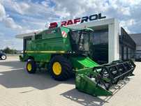 John Deere 2256