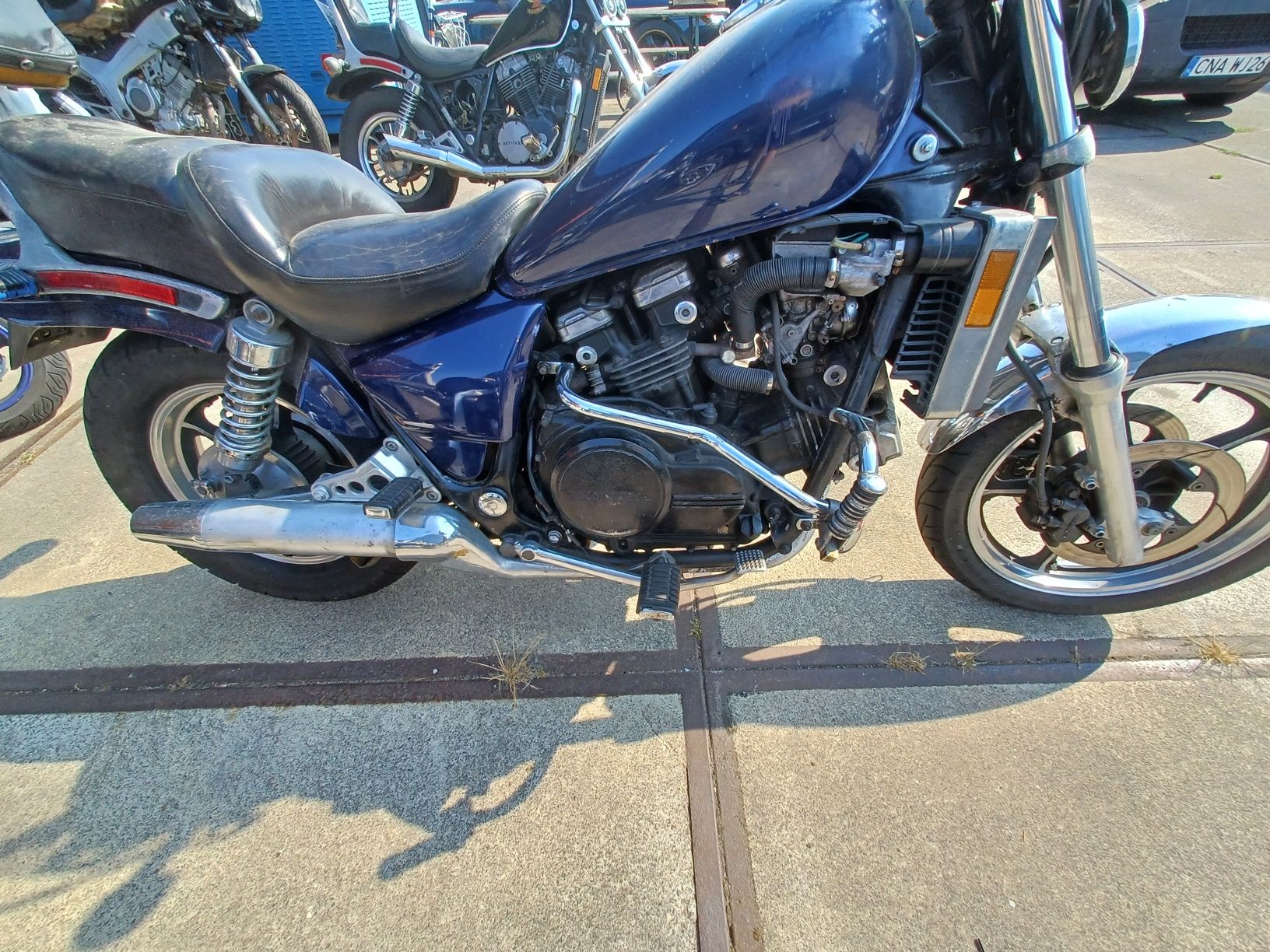 Honda VF 700 C Magna