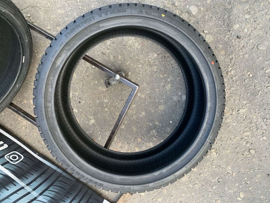 Шини нові 235/35 R20 Nokian зима, нові 2023р