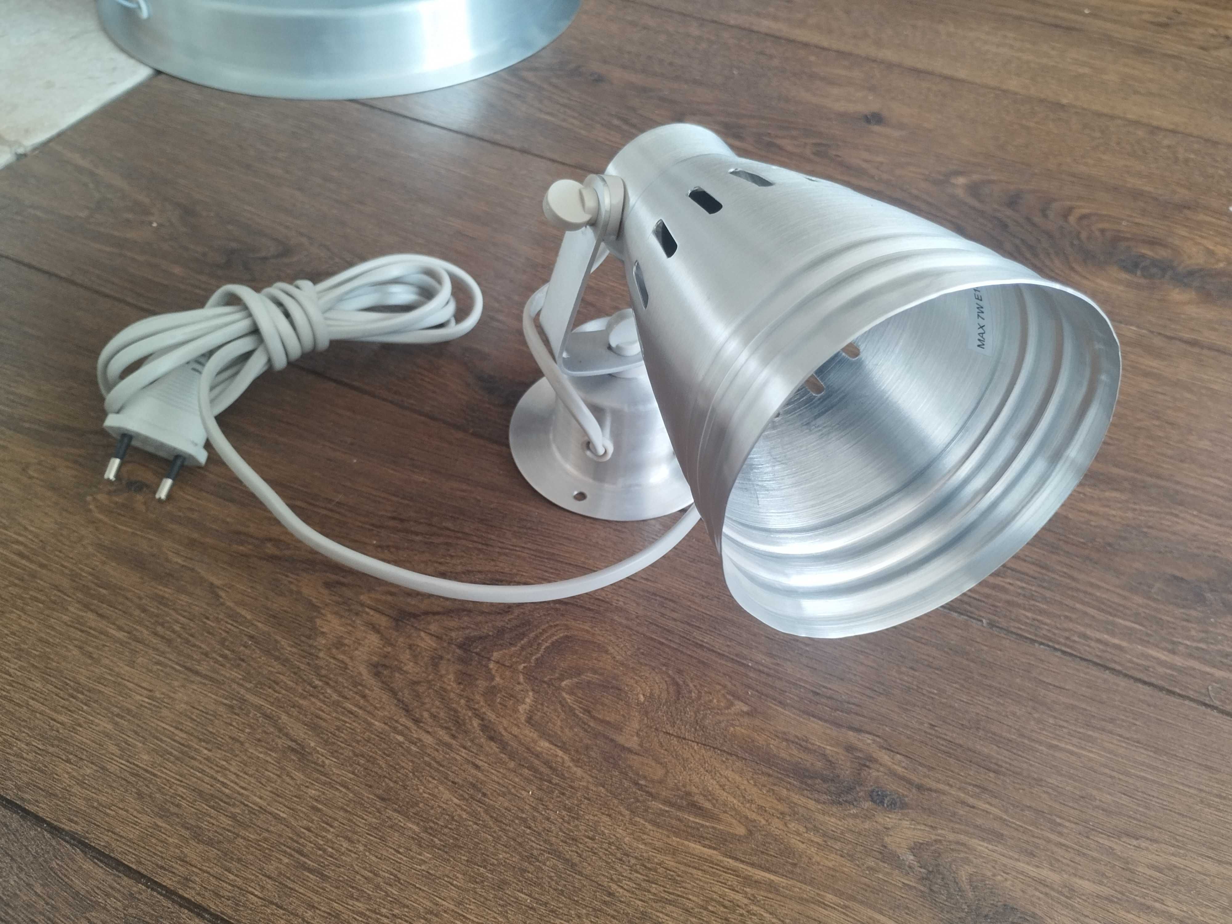 Lampa reflektor naścienny, pojedynczy, Ikea Kramare, aluminiowy.