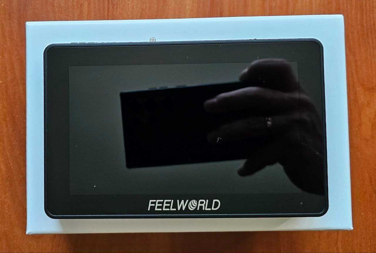 FeelWorld F6 PLUS 5.5" сенсорний накамерний монітор