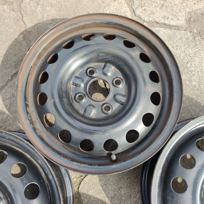 felgi salowe 4x100 TOYOTA i inne 4,5Jx14H ET39 300zł
