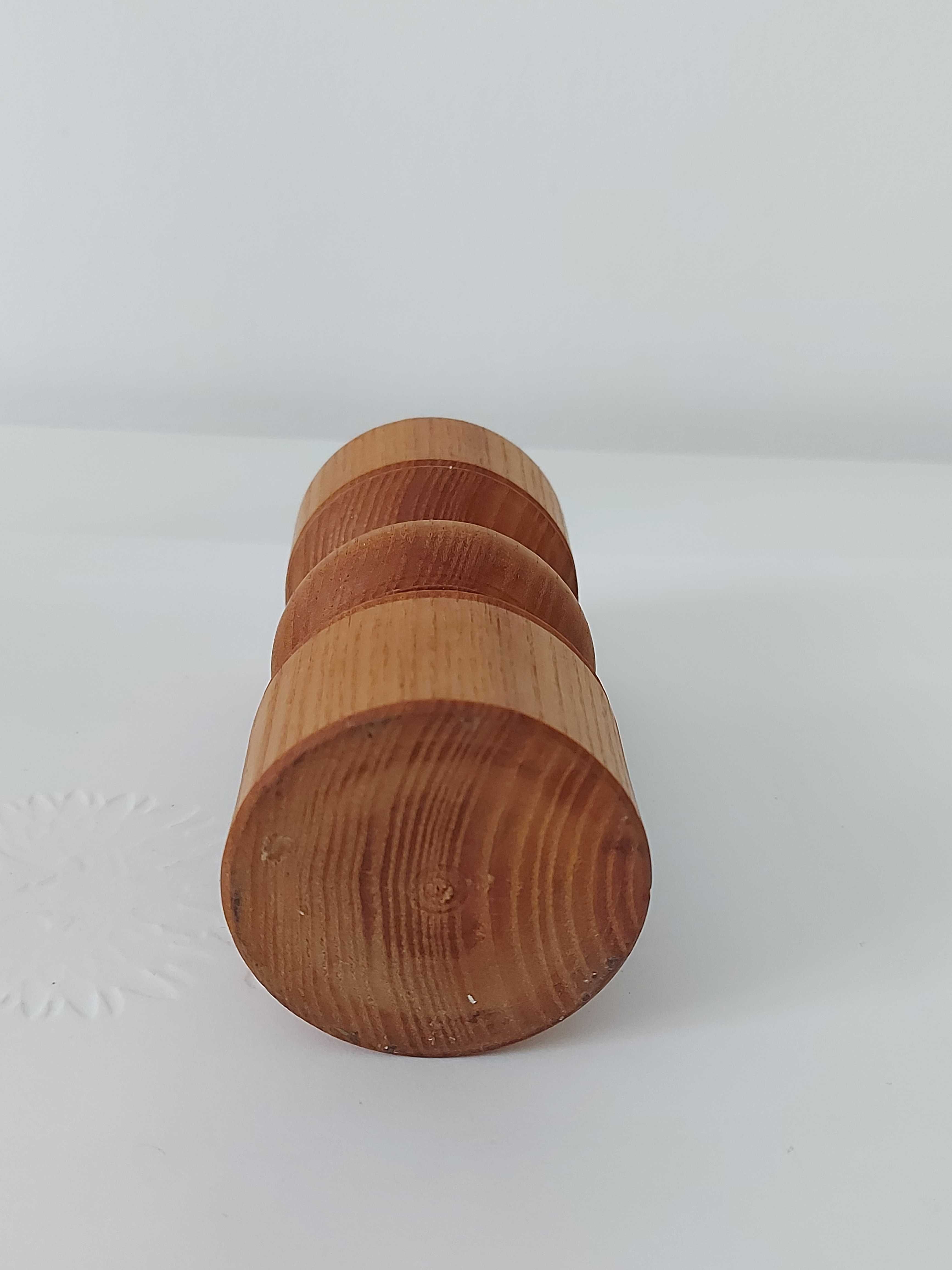 Świecznik drewniany toczony z bolcem wys. 12 cm