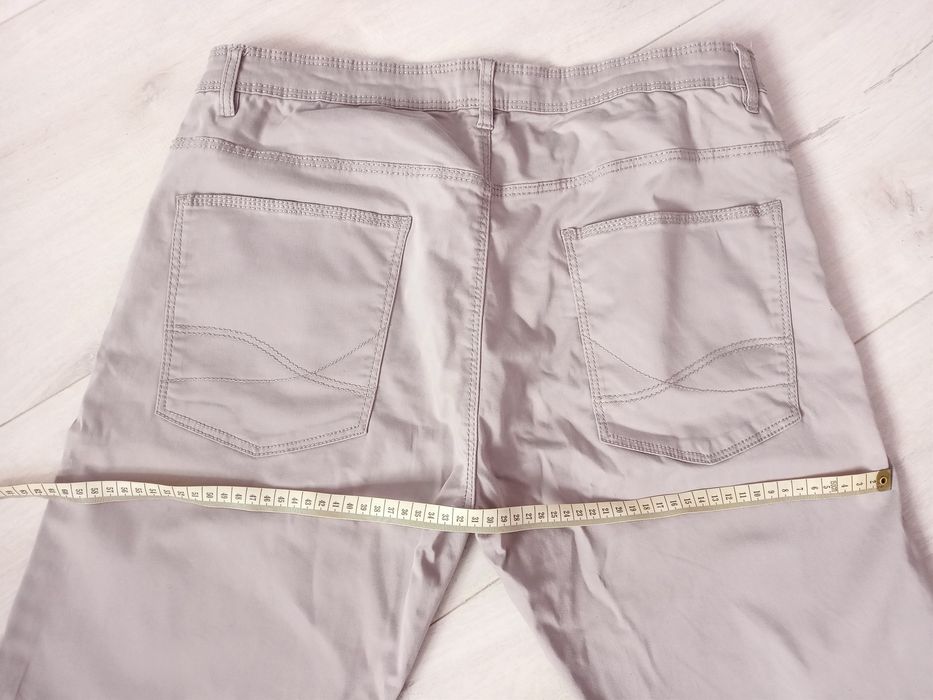 Spodnie męskie W36 L Reserved kolor jasno szary eleganckie chinosy