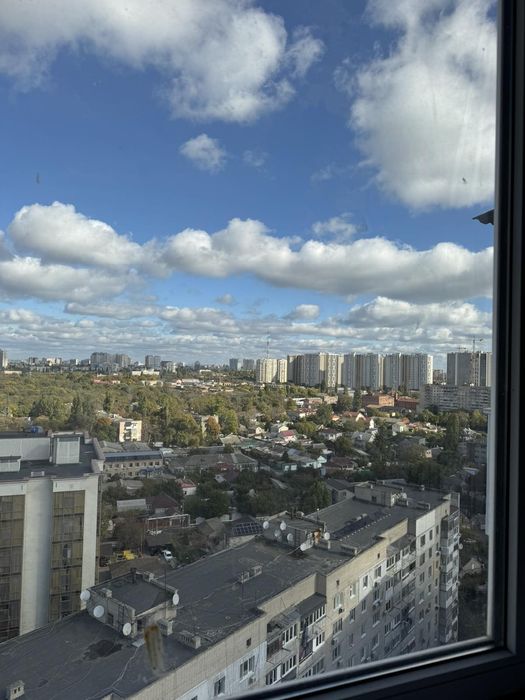 Продаеться квартира студия на Черемушках от риертора