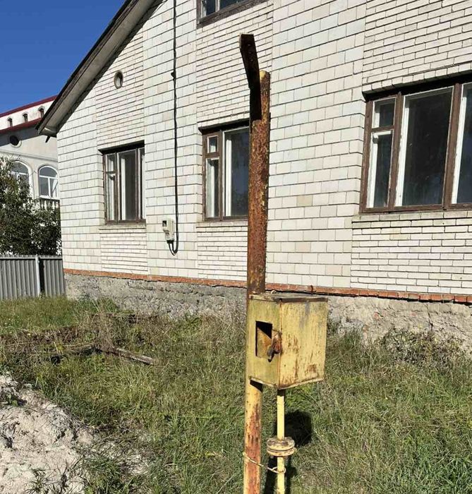 Продаж новобуду,52сотки с.Медвідка(20хв.відВінниці).Світло,газ,криниця