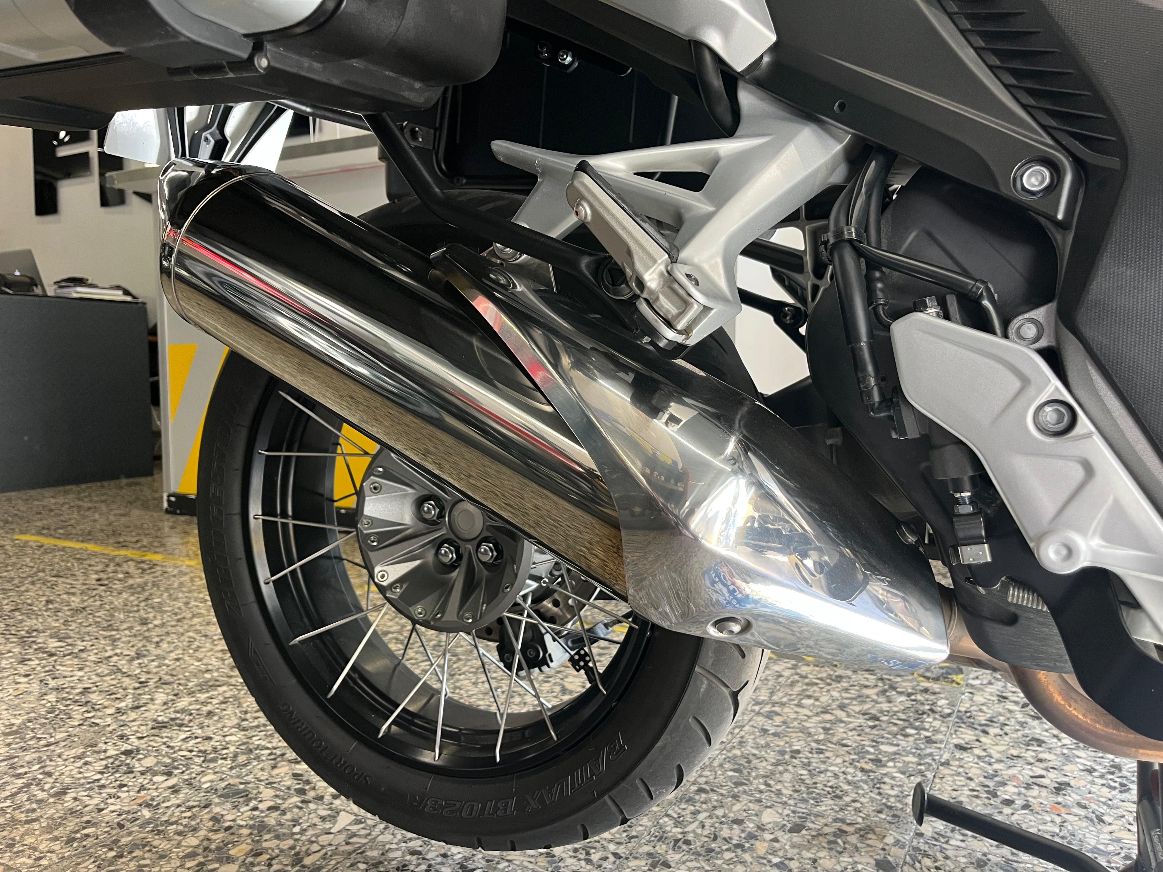 Honda VFR 1200 Crosstourer DCT de 2013 Optimo estado com Extras