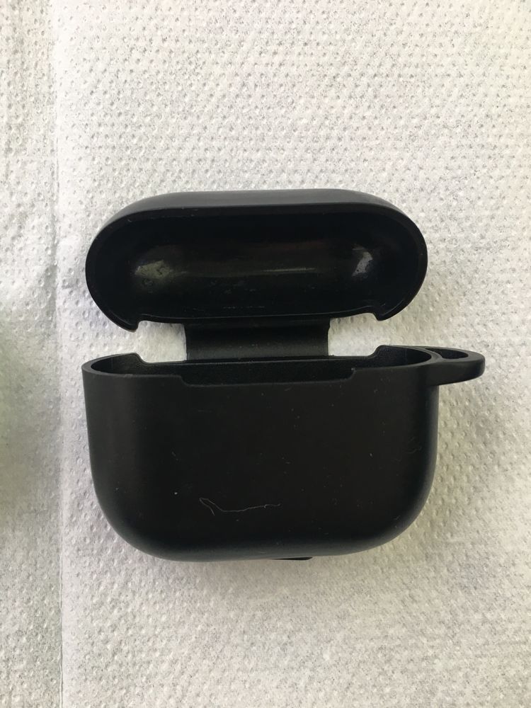 Apple AirPods 3 generacji