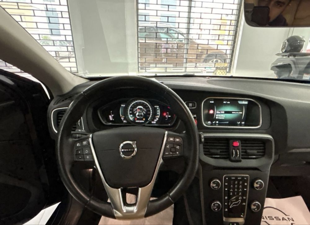 Volvo V40 D2 1.6 - 184.000 km - 2013 - Top de Gama