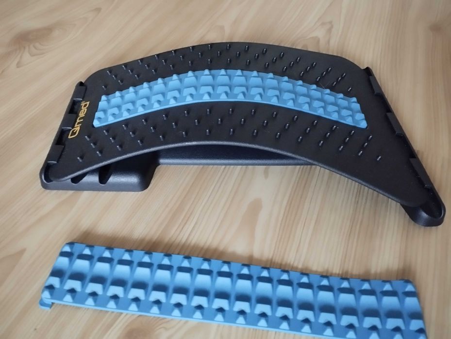 Przyrząd do rozciągania pleców kręgosłupa "poduszka" lędźwiowa Jaroty