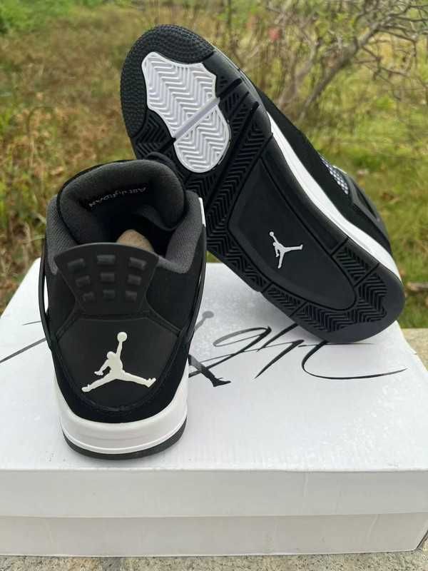 Tr.ampki/.NIKE/.Air_/JODAN-4_|Retro|Biały* Grzmot|R.37.5