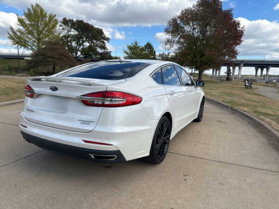Ford Fusion Titanium      2019