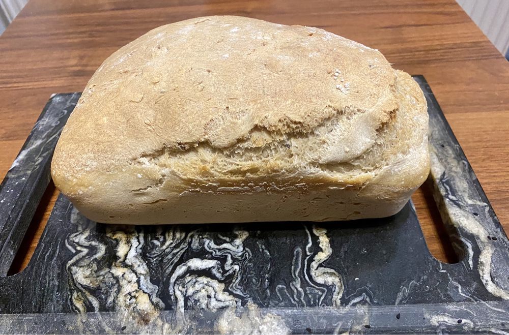 Chleb domowy pszenny fermentowany