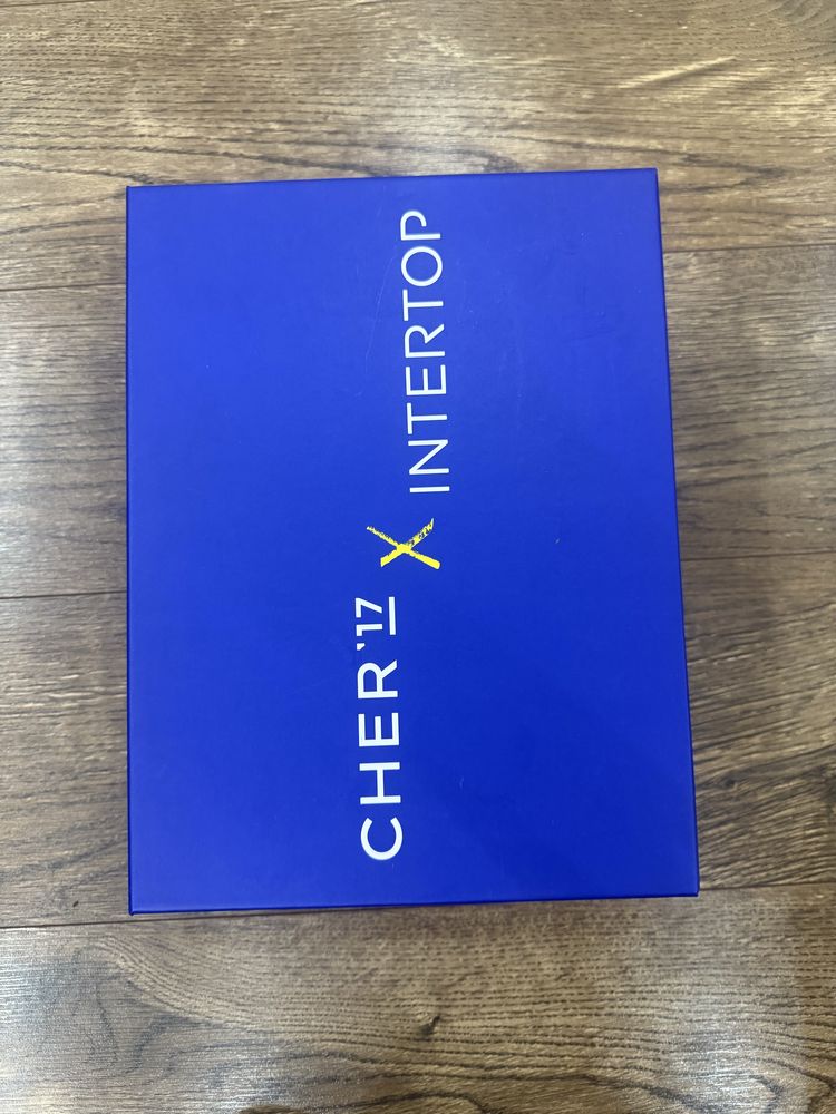 Лофери CHER’17 X Intertop