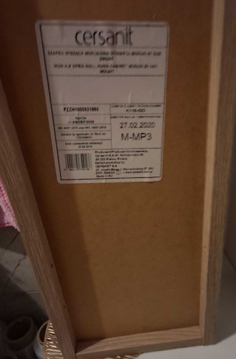 Pólka do łazienki lub pokoju szafka wiszaca