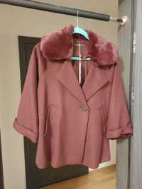 Płaszcz-peleryna w stylu retro