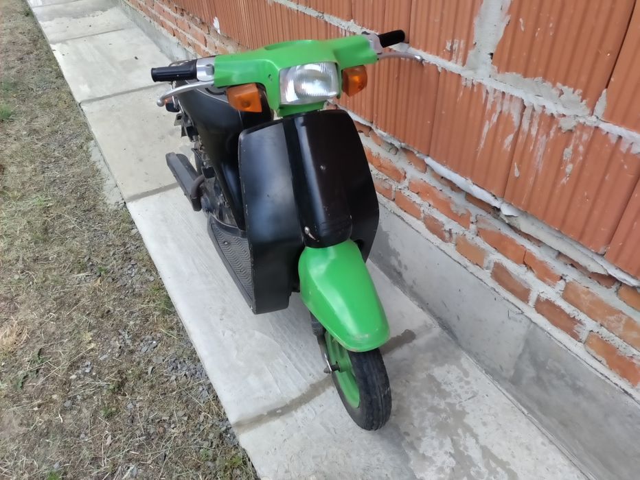 Продам мопед Сузукі с хорошим торгом