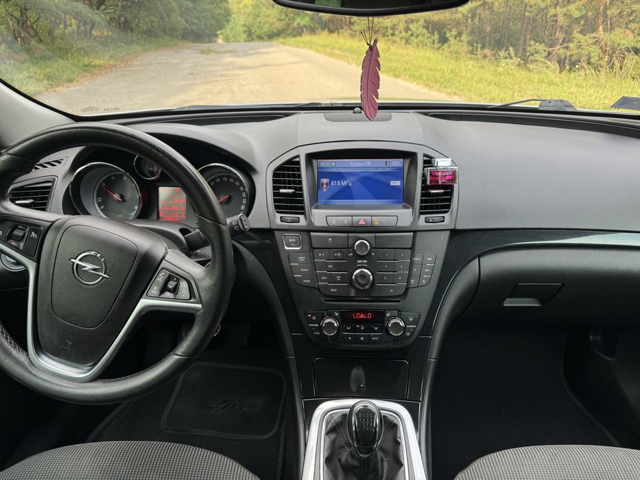 Продам Опель Инсигния