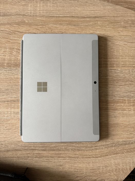 Microsoft surface go 2 + klawiatura + akcesoria