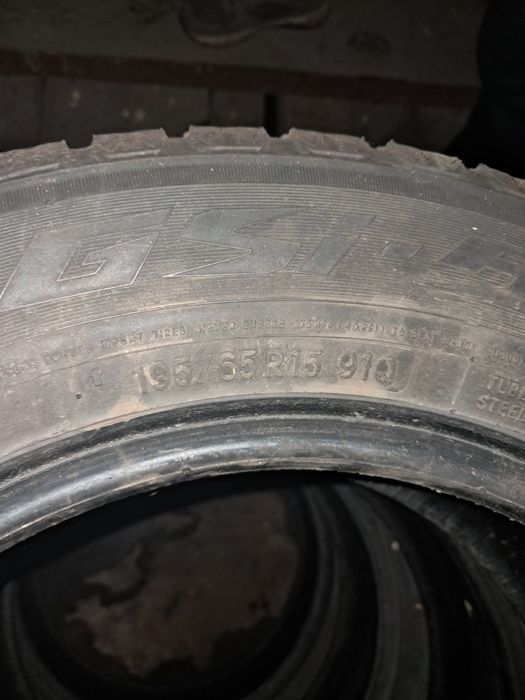 Шина 195/65 р15 Toyo, 4 шини, без дефектів. 19 рік, м'яка.
