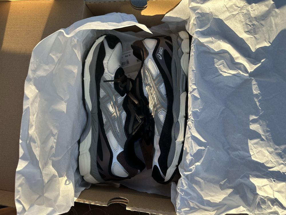 Asics кросівки оригінал