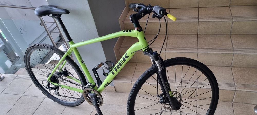 Rower trekkingowy Trek dual sport L