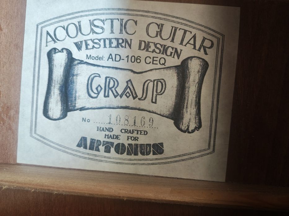 Gitara akustyczna GRASP (Artonus)