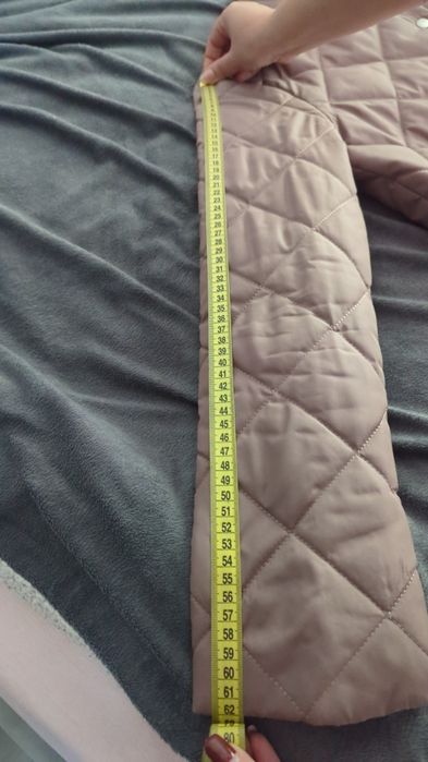 Подовжена жіноча курка демісезон