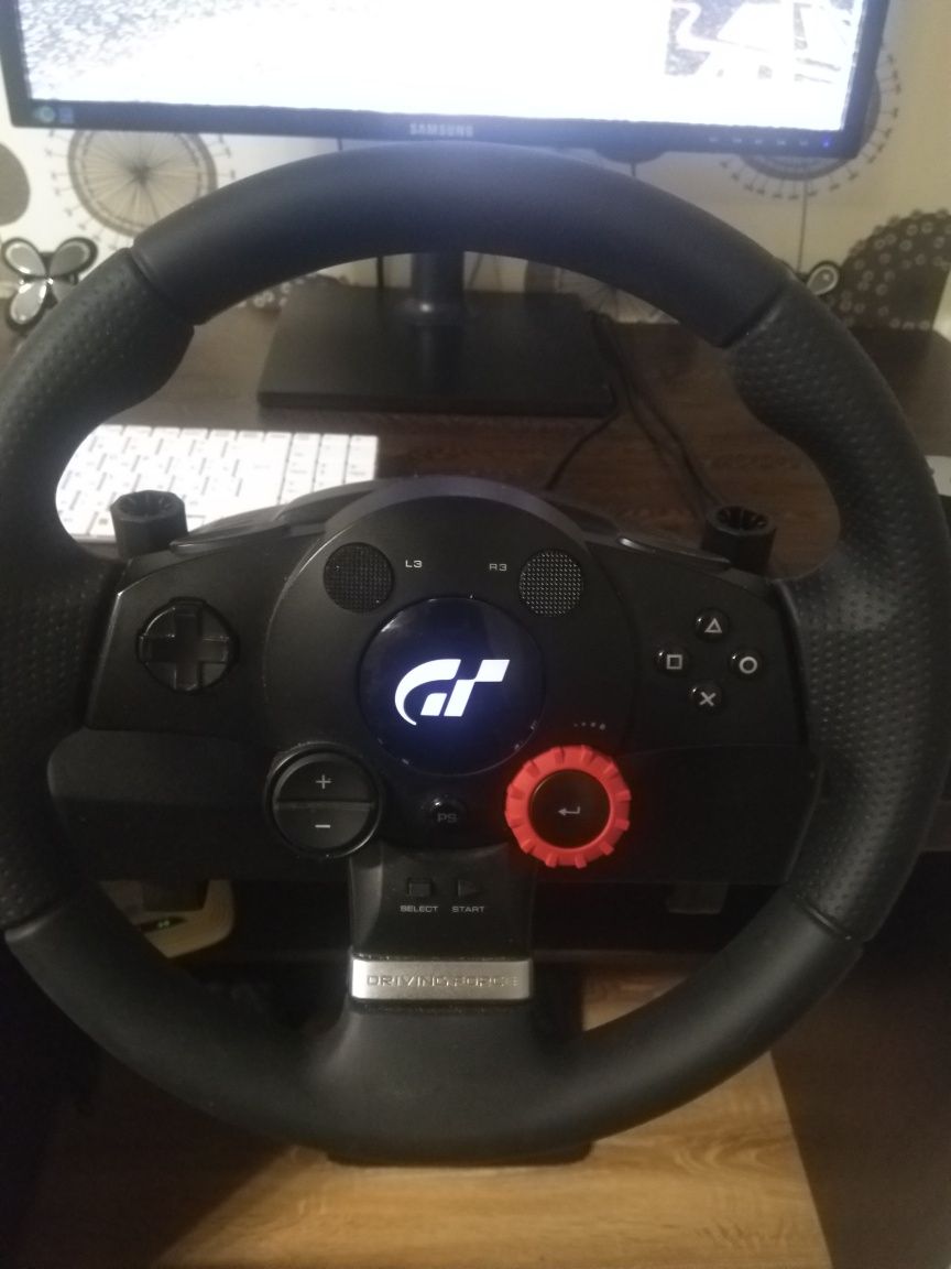 Игровой руль Logitech Driving Force GT (900°)