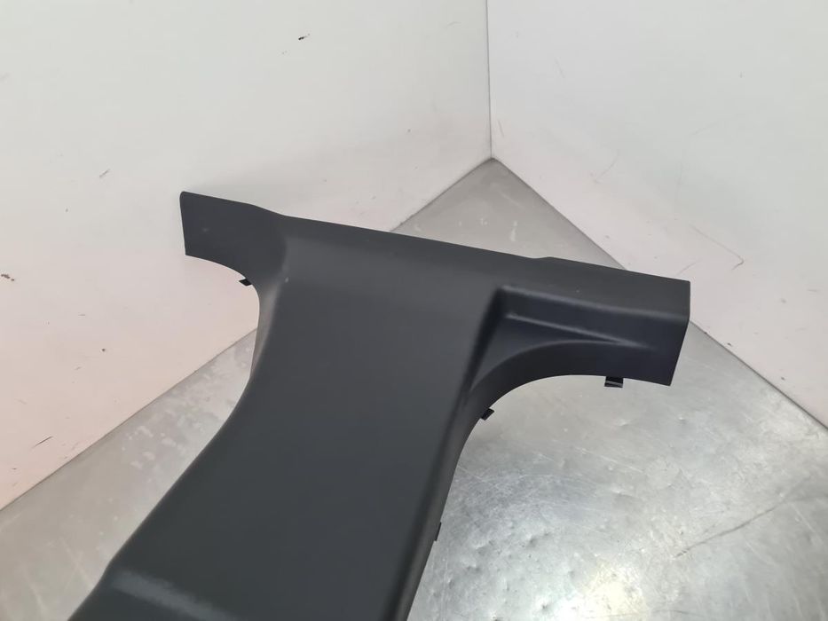 Forras de pilar B esquerdo RENAULT Kangoo III