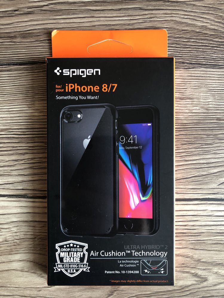 Etui Spigen ULTRA HYBRID iPhone 7 / 8 / SE 2020 / 2022