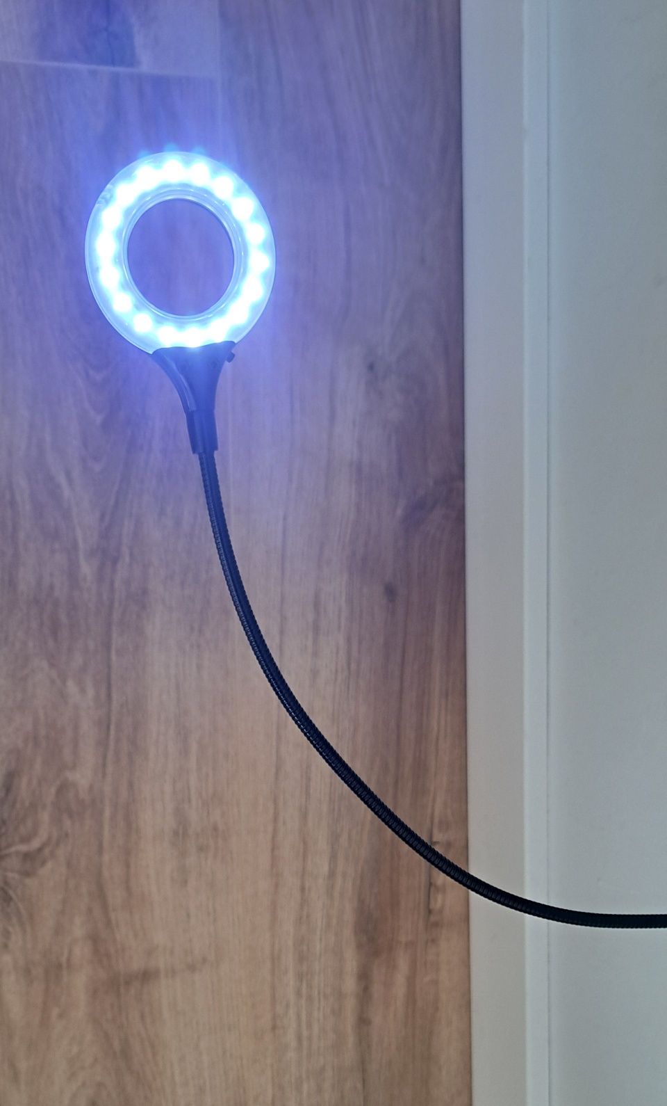 Lampka do laptopa