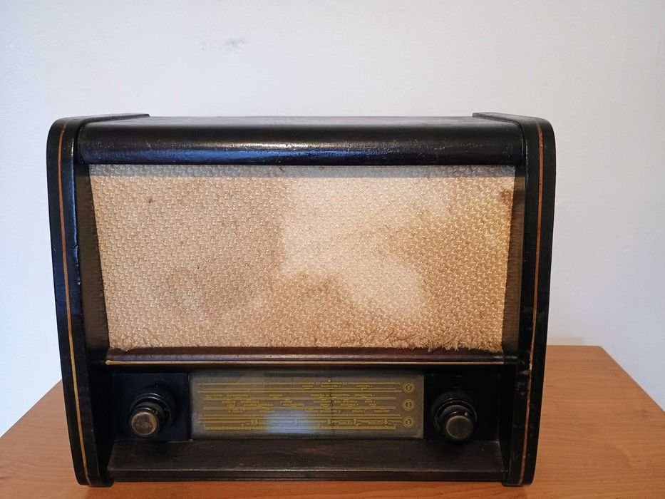 Radio Pionier 1 lampowe zabytek antyk sprawne