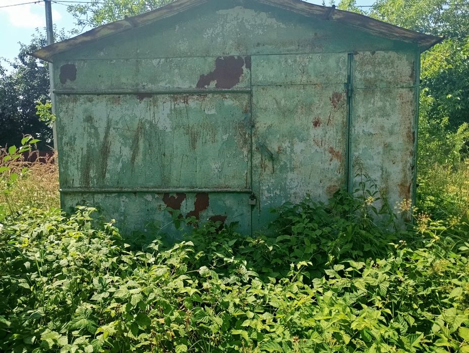 Продам терміново гараж